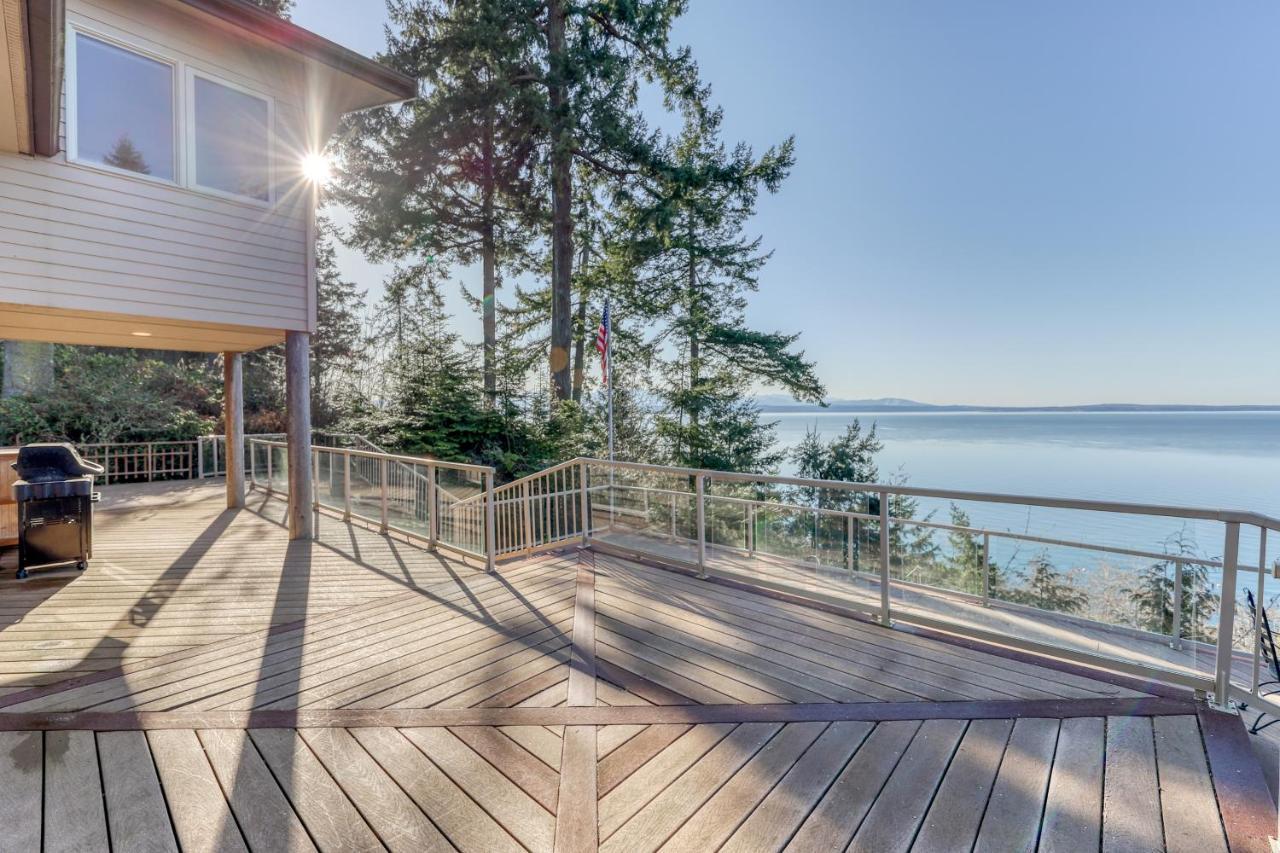 Seascape Lodge Freeland Exterior photo